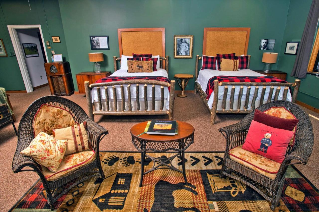 Sherman Inn 오그덴스버그 외부 사진